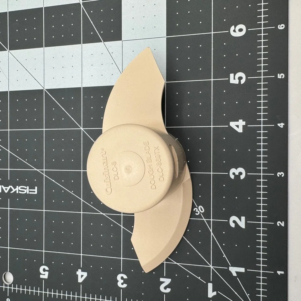 Cuisinart Dough Blade DLC-8 DLC-869TX Tan‎ Food Processor Replacement Part